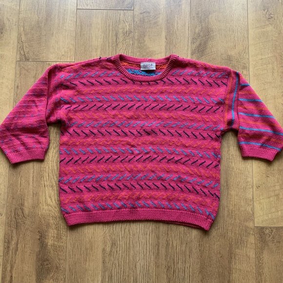 next Sweaters - 014 - Vintage 80s NEXT Jumper Size Medium Pink Short Boxy Geometric 3/4 Sleeves